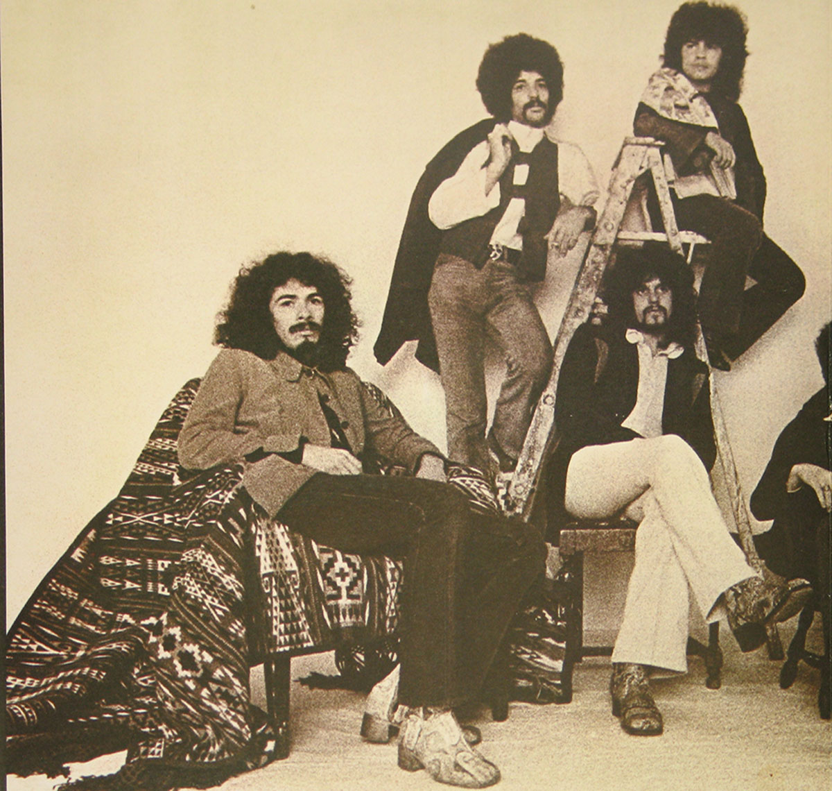 High Resolution Photos of santana iii the third 